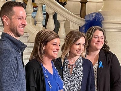 Kimberly Saltsman Receives Blue Ribbon Champion for Safe Kids Award